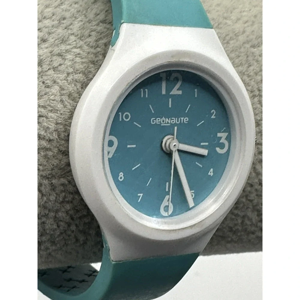 Geonaute Decathlon Womens Watch Analog New Battery 28MM‎ 7.5